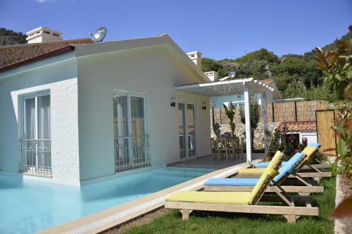 Z Exclusive Hotel And Villas