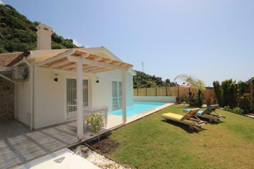 Z Exclusive Hotel And Villas