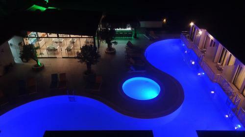 Z Exclusive Hotel And Villas