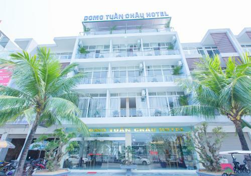 Domo Tuan Chau Hotel