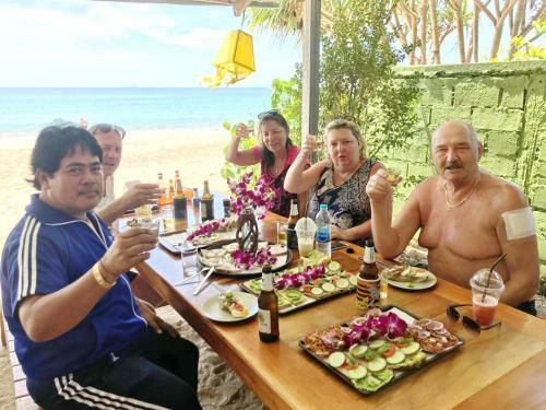 Hotel Lanta Mermaid Beach Front Resort