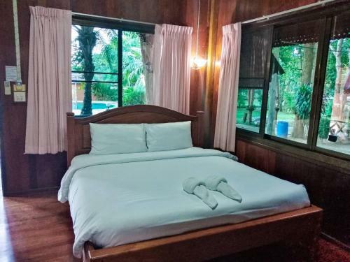 Hotel Pechpailin Resort