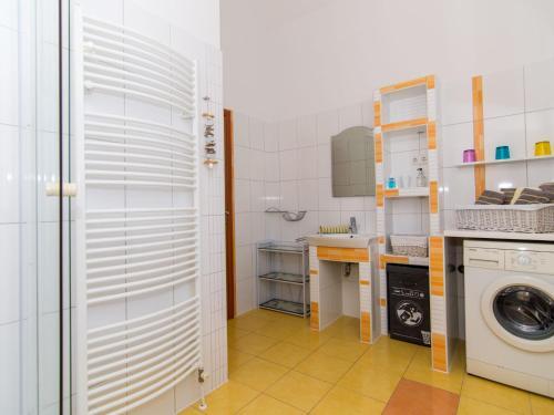 Apartment Villa Matana-1