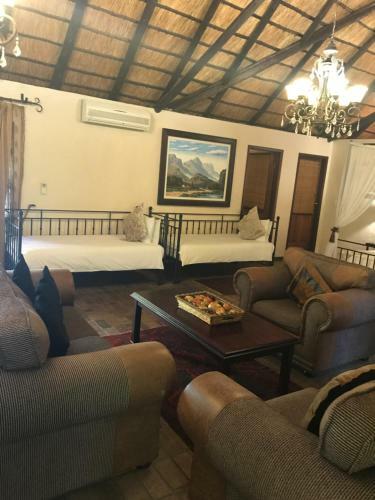 Foundry Guest Lodge