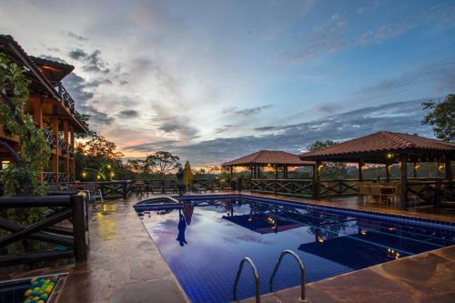 Hostal Pousada In�cia