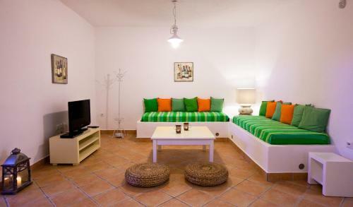 Naoussa Bay Villas