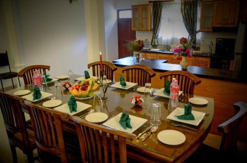 Hostal Kings Villa