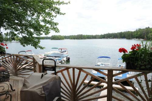 Hotel Clear Lake Resort