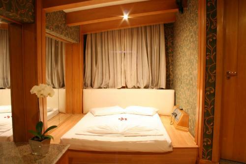 Hotel Motel Chalet (adults Only)