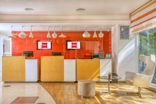 Hotel Ibis Hyderabad Hitec City