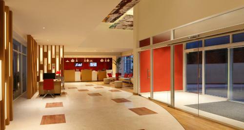 Hotel Ibis Hyderabad Hitec City