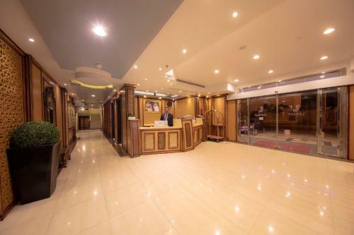 Levant Hotel