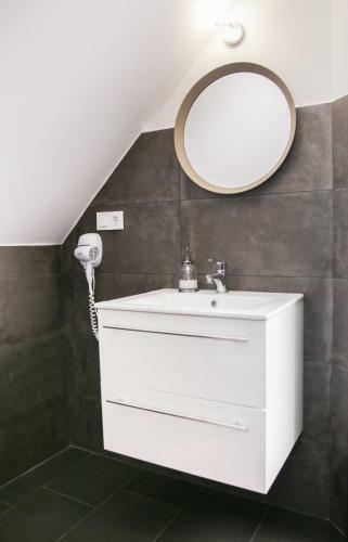 Bed & Breakfast Balkon Apartmanh�z Panzi�