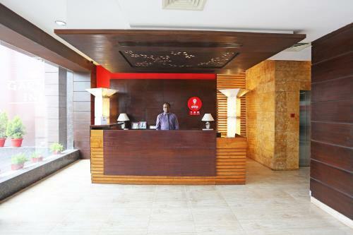 Capital O 9580 Hotel Garnet Inn