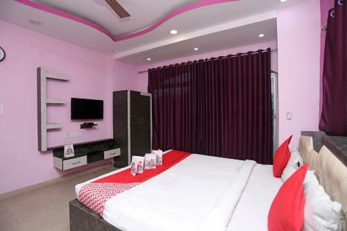 Oyo 14487 Hotel Stay Inn