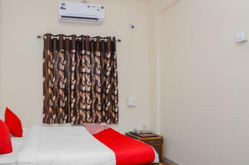 Oyo 15847 Hotel Mathura Lodging