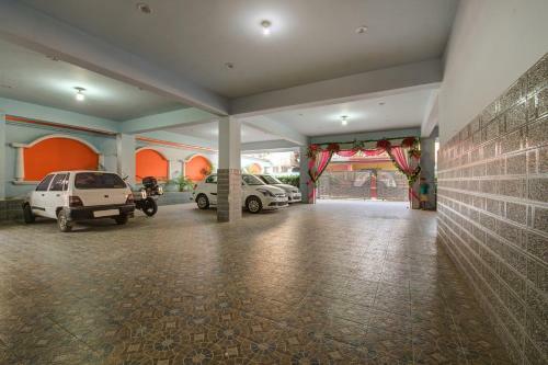 Oyo 9658 Hotel Madhuram