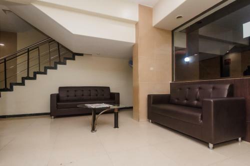 Oyo 22007 Hotel Kuber Hospitality