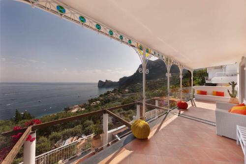 Sirenuse Villa Sleeps 8 Pool Air Con Wifi