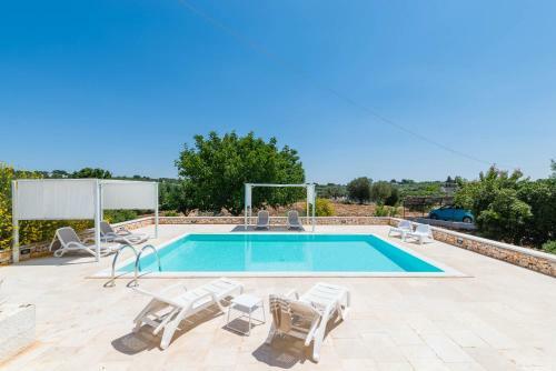 Charming Villas With Pool In Valle D'itria