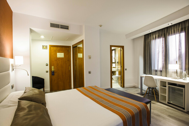 Hotel Catalonia Conde de Floridablanca