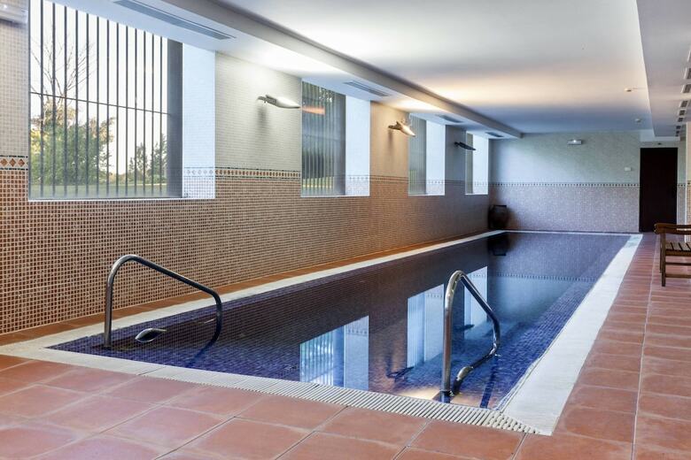 Hotel AC Palacio de Santa Ana By Marriott