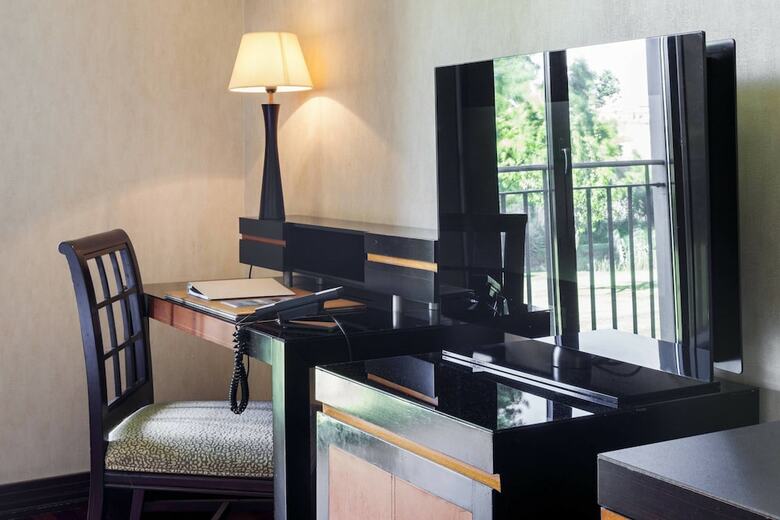 Hotel AC Palacio de Santa Ana By Marriott