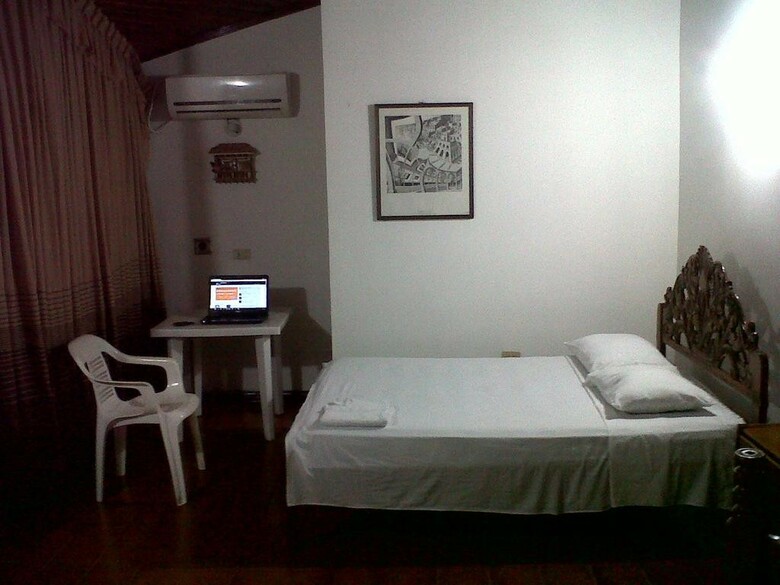 Hotel Santa Helena