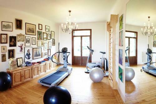 Bastia Villa Sleeps 11