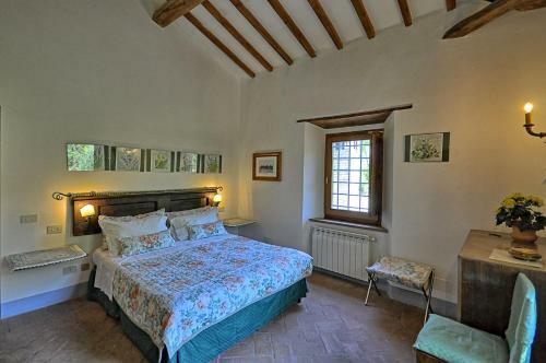 Trevinano Villa Sleeps 12 Pool Wifi