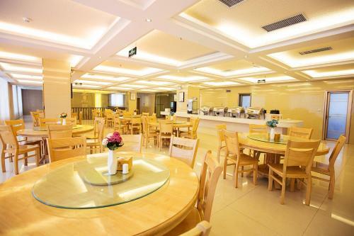 Hotel Hanting Express Nanyang Xixia County
