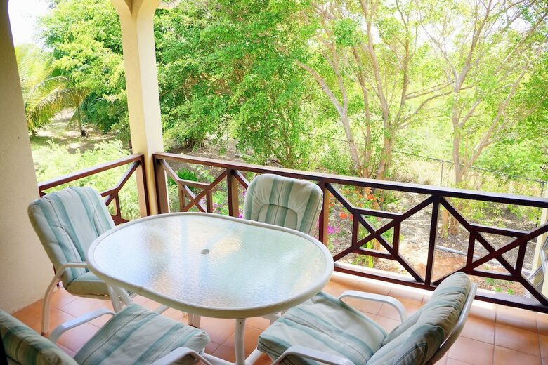 Paradise Cove Resort