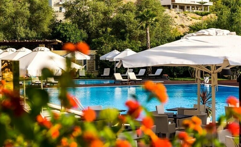 Rapos Resort Hotel