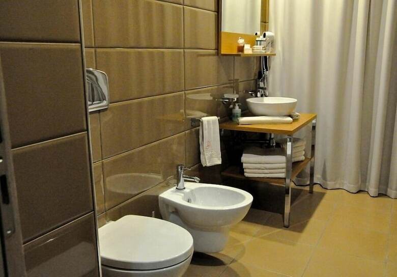 Rapos Resort Hotel