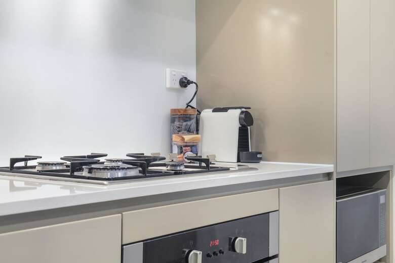 Apartamentos Charming And Spacious Living In A Serene Location