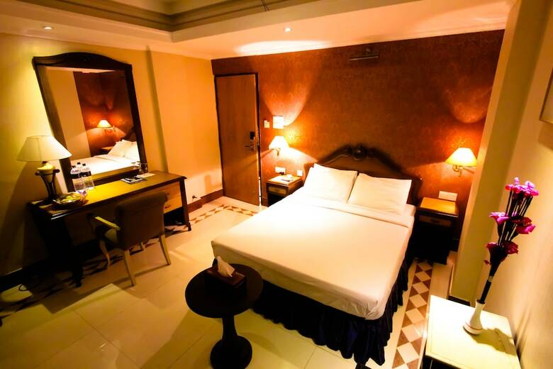 Hotel Sea Shell Residence