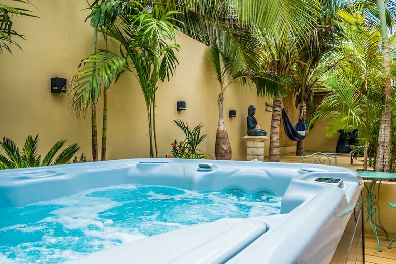 Hotel Bamboo Bonaire Boutique Resort
