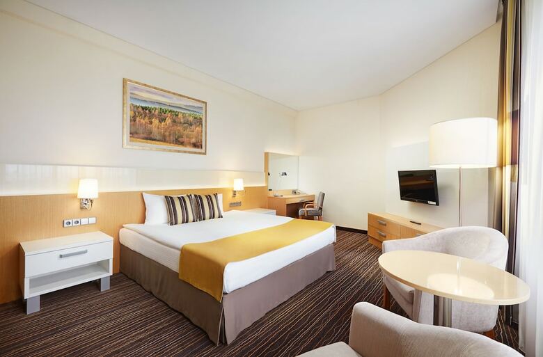 Victoria Hotel And Spa