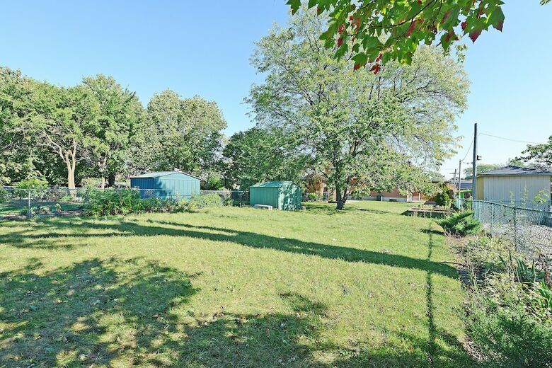 Richview Gardens Apartment
