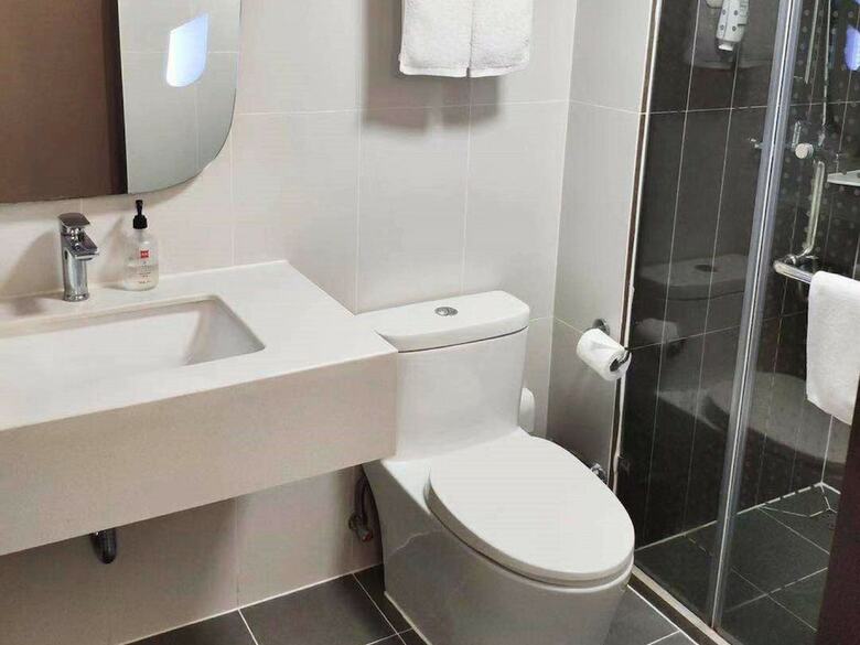 Hotel Ibis Shenyang North Station