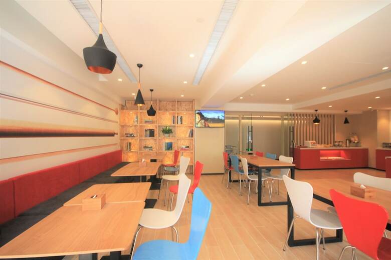 Hotel Ibis Shenyang North Station