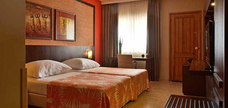 Hotel Pestana Tr�pico