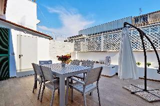 Monti Apartments