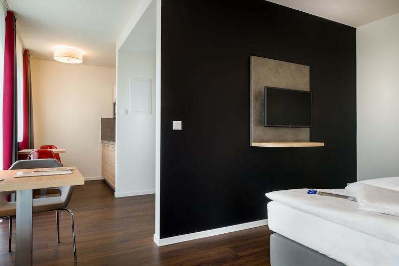 Aparthotel Signature East Hotel Apartment