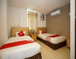 Oyo 43958 Enrich Hotel