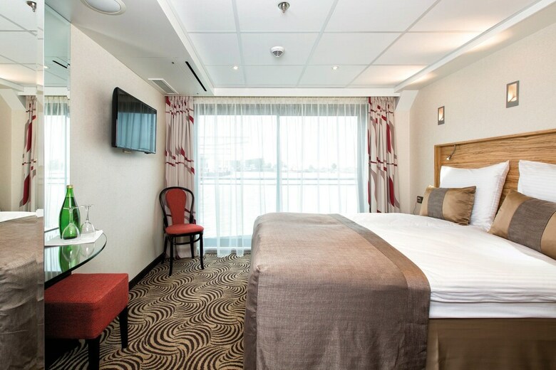 Crossgates Hotelship 4 Star - Altstadtnord - K�ln