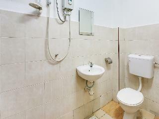 Oyo 89615 T Family Hotel