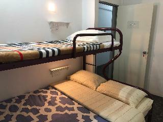 Hotel Oss Backpackers Hostel