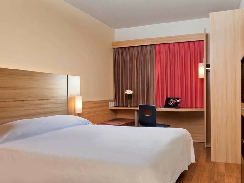 Hotel Nobile Inn Santiago