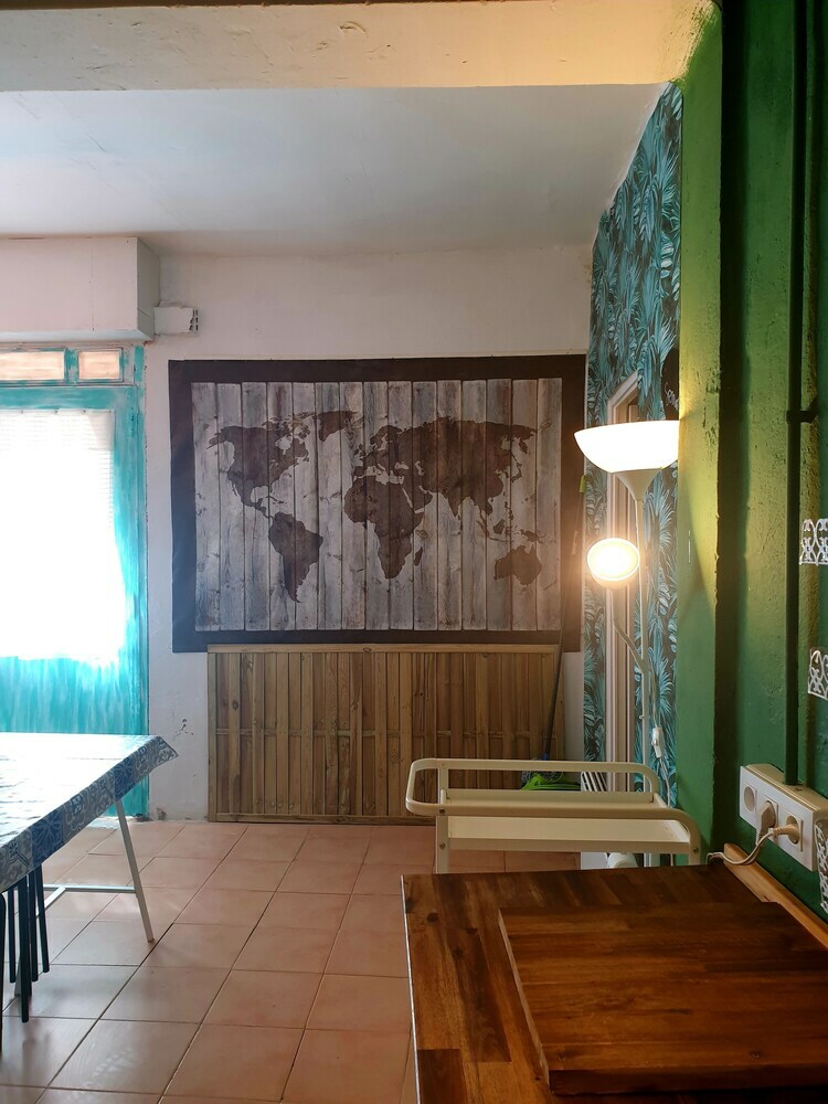 Hostal La Casa Del Colibr� Youth Hostel